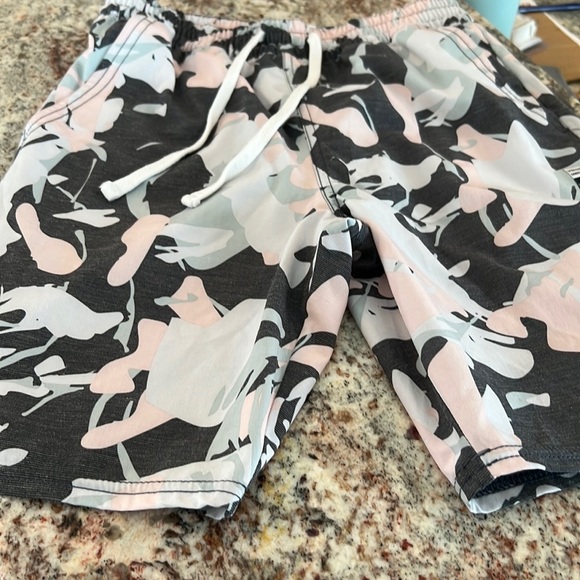 Spiritual Gangster High Vibration Swim Trunk For Boys Size 10 - Picture 1 of 7